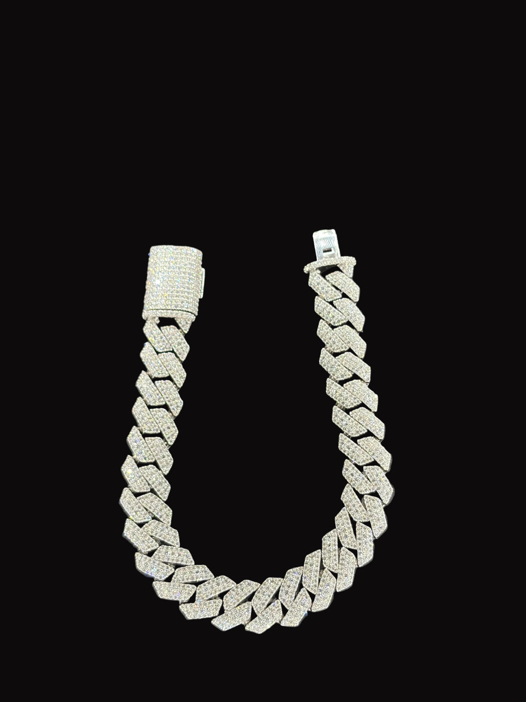 Elevated Prong Set Lab Diamond Bracelet